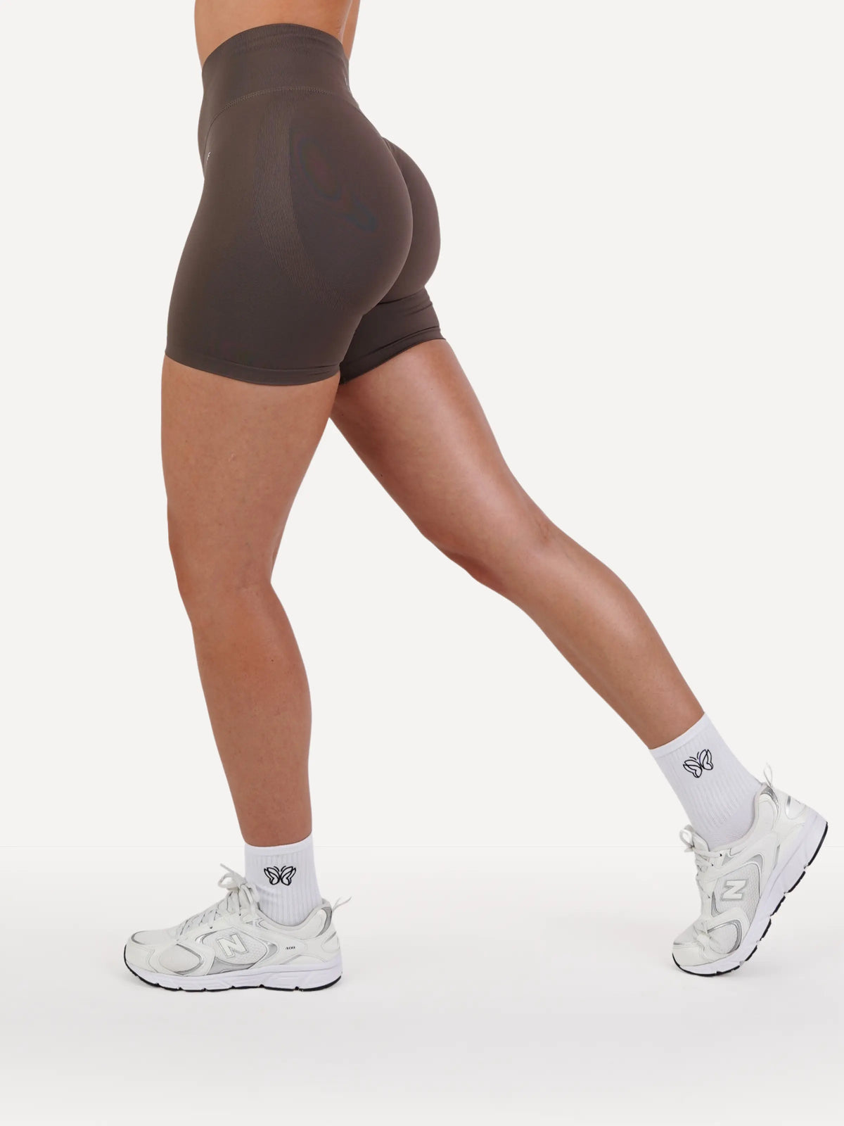 Spodenki bezszwowe ICONIC taupe