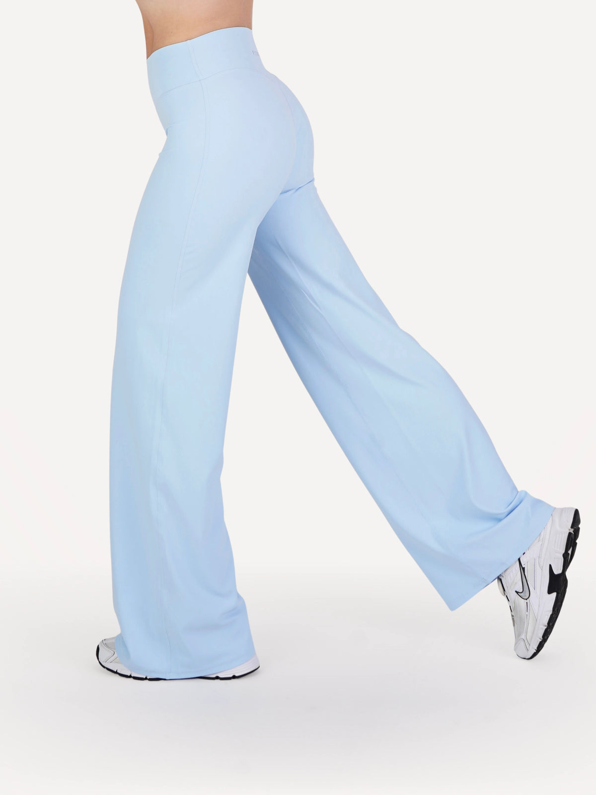 Spodnie z szeroką nogawką FLOW baby blue